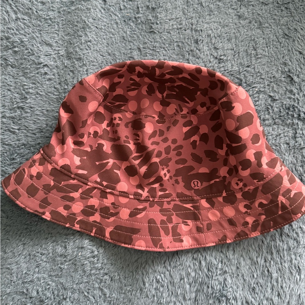 NWT Both Ways Bucket Hat Lululemon